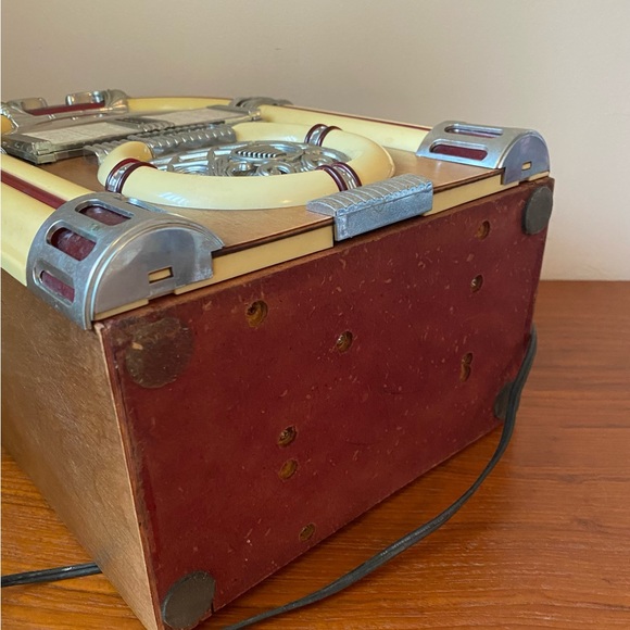 ☘️VTG Jukebox Spirit of St. Louis AM/FM Radio CASSETTE Player - Picture 6 of 6